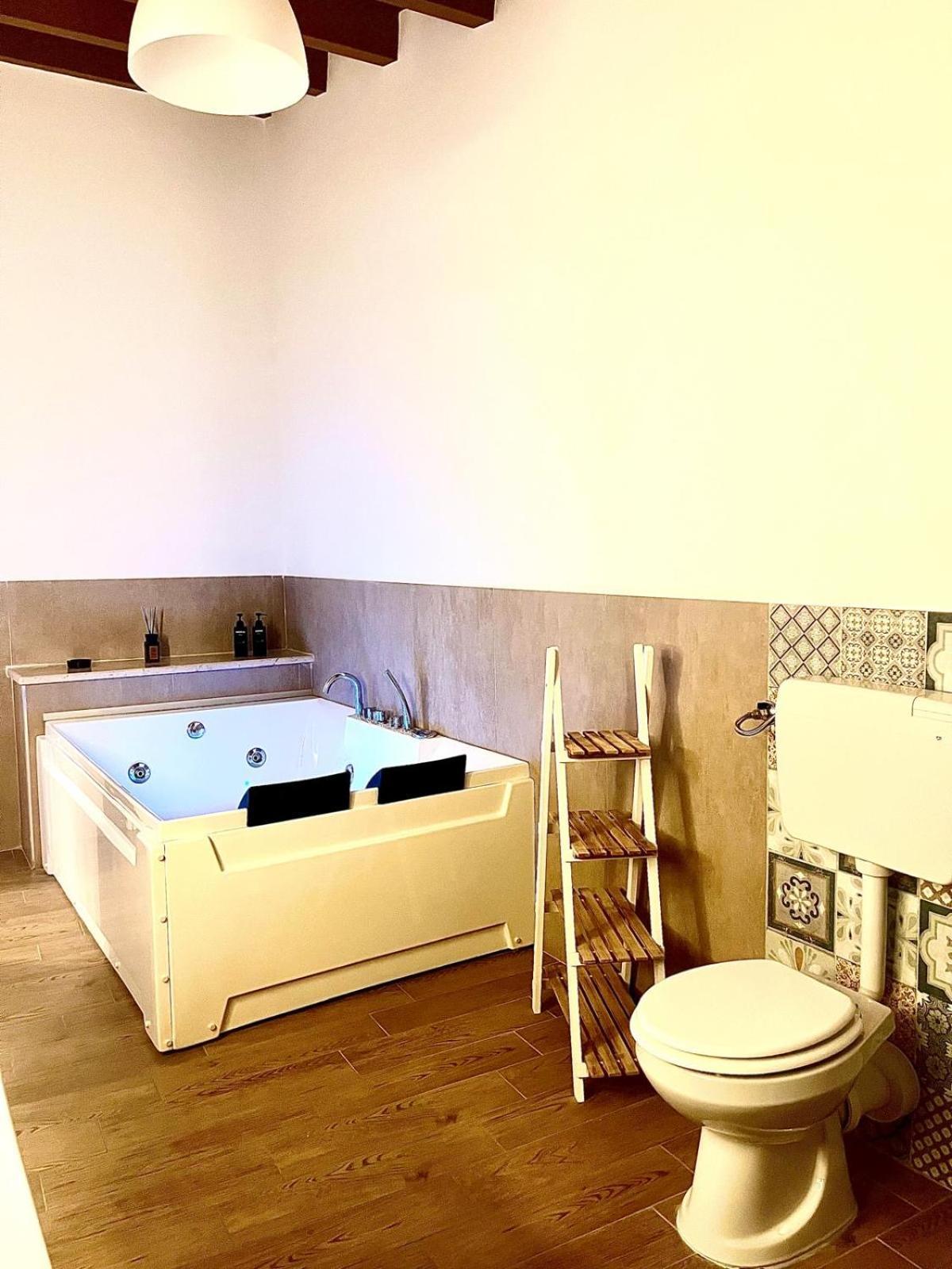 Ballaro Suite Apartment Палермо Екстериор снимка